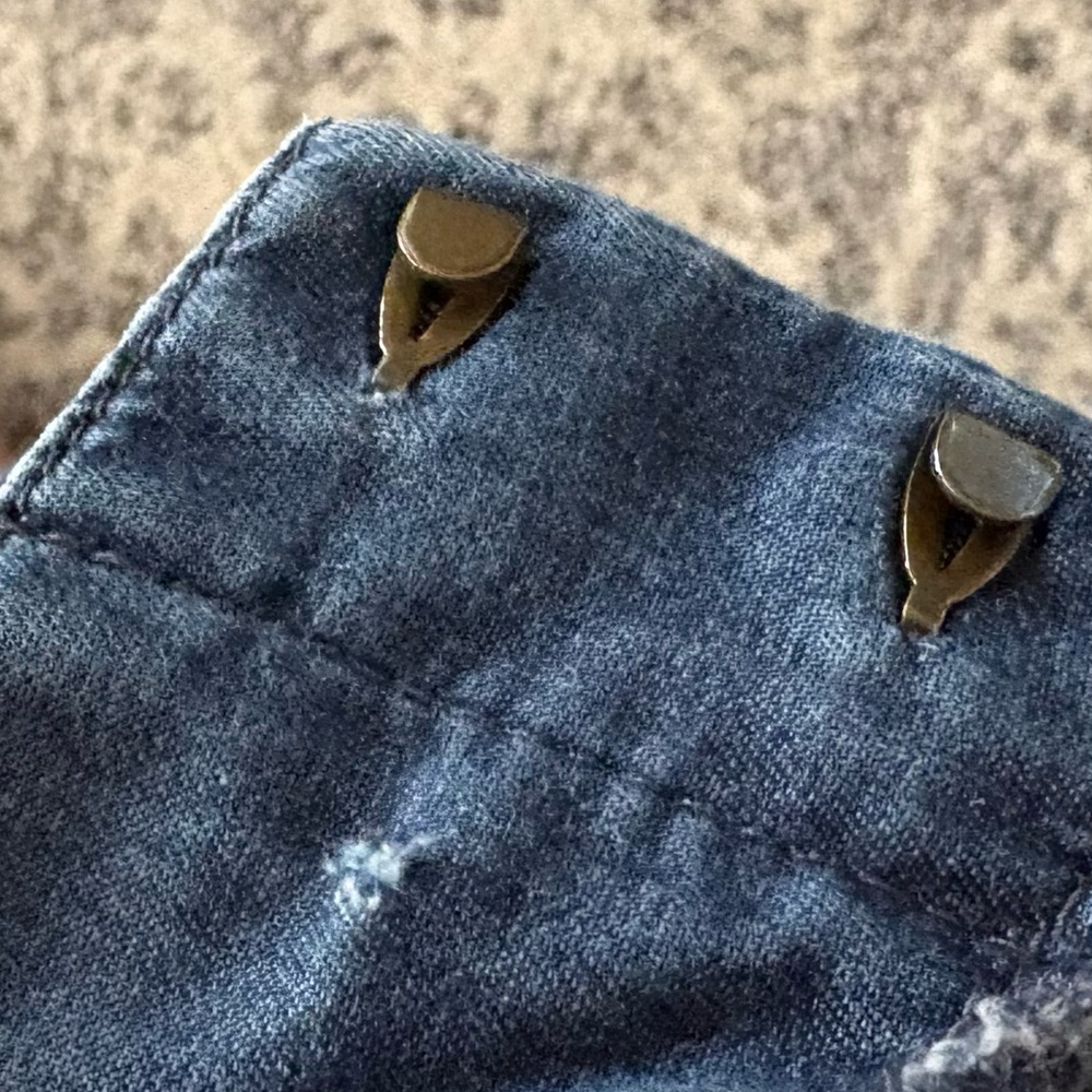 Express Jogger Blue Jeans with Cargo Pockets and Elastic Waist - gently used - Picture 6 of 7